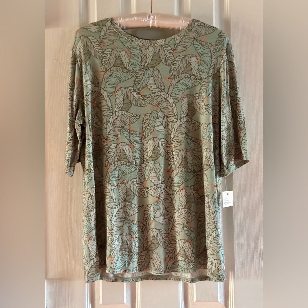 Nine West Leaf Pattern Top in Green and Peach